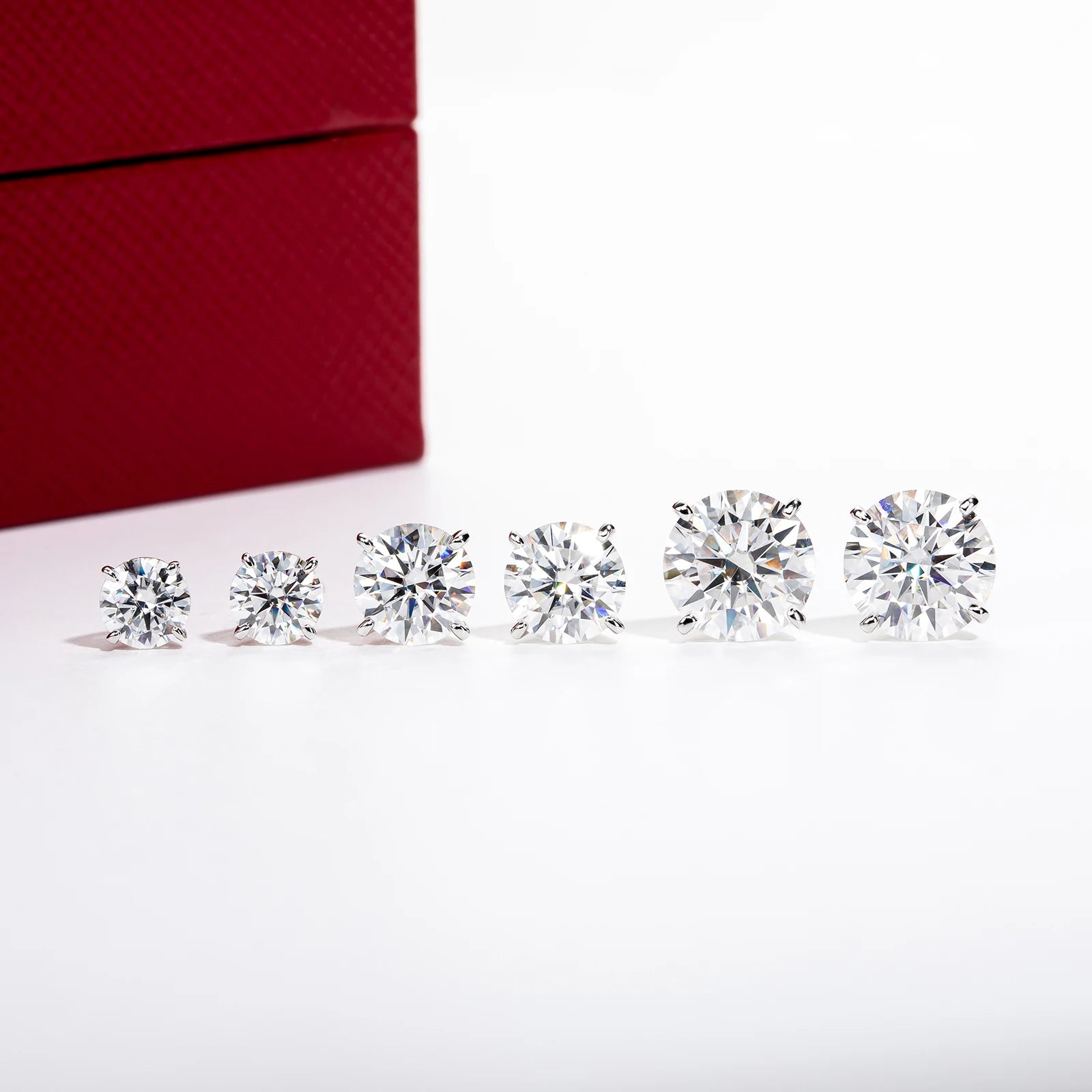 VVS1 14K Gold Round Cut Moissanite Earrings