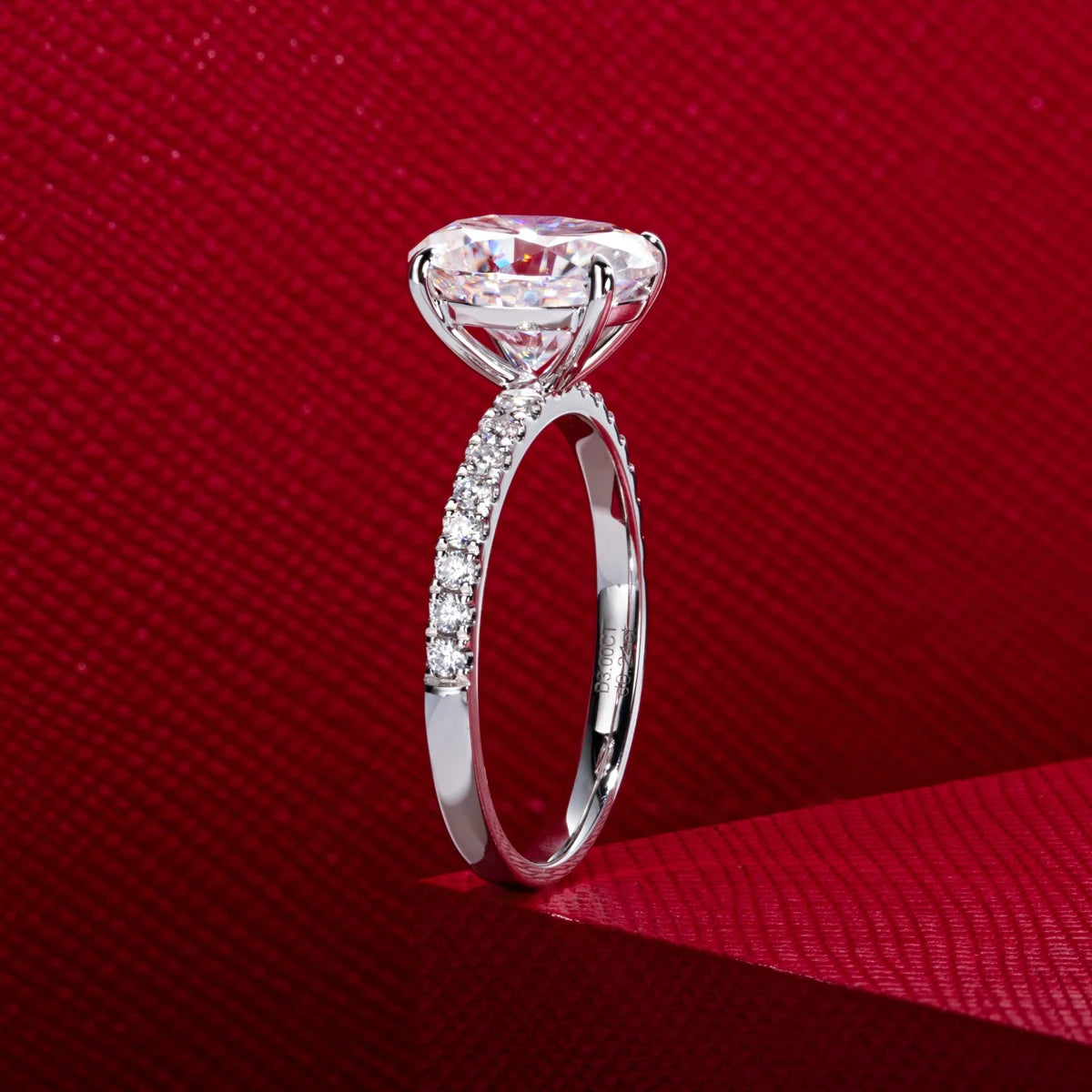 3 CT Oval Cut 14K Gold Moissanite Engagement Ring