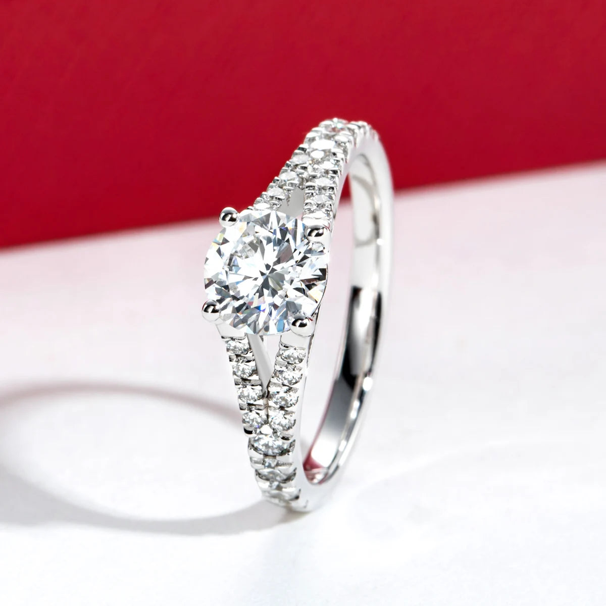 1 CT D Color VVS2 Lab Grown Diamond Engagement Ring
