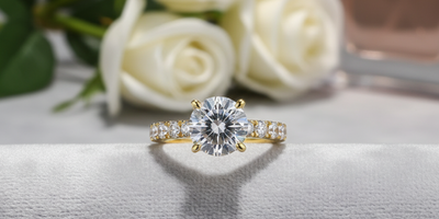 How to Choose The Perfect Moissanite Engagement Ring for Your Partner (2025 Guide)