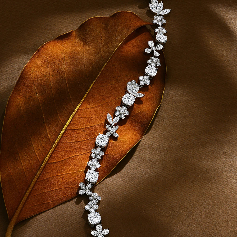 VVS 1 D-Color 6*6mm Cushion Cut Moissanite Bracelet.