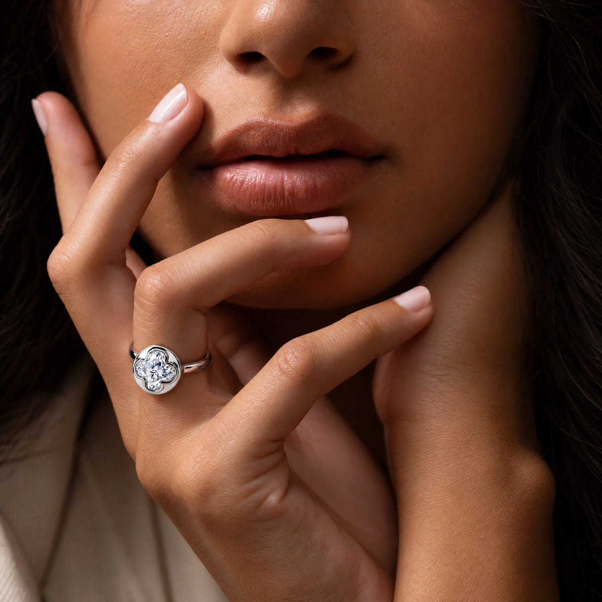2 CT Four-Leaf Clover Moissanite Engagement Ring