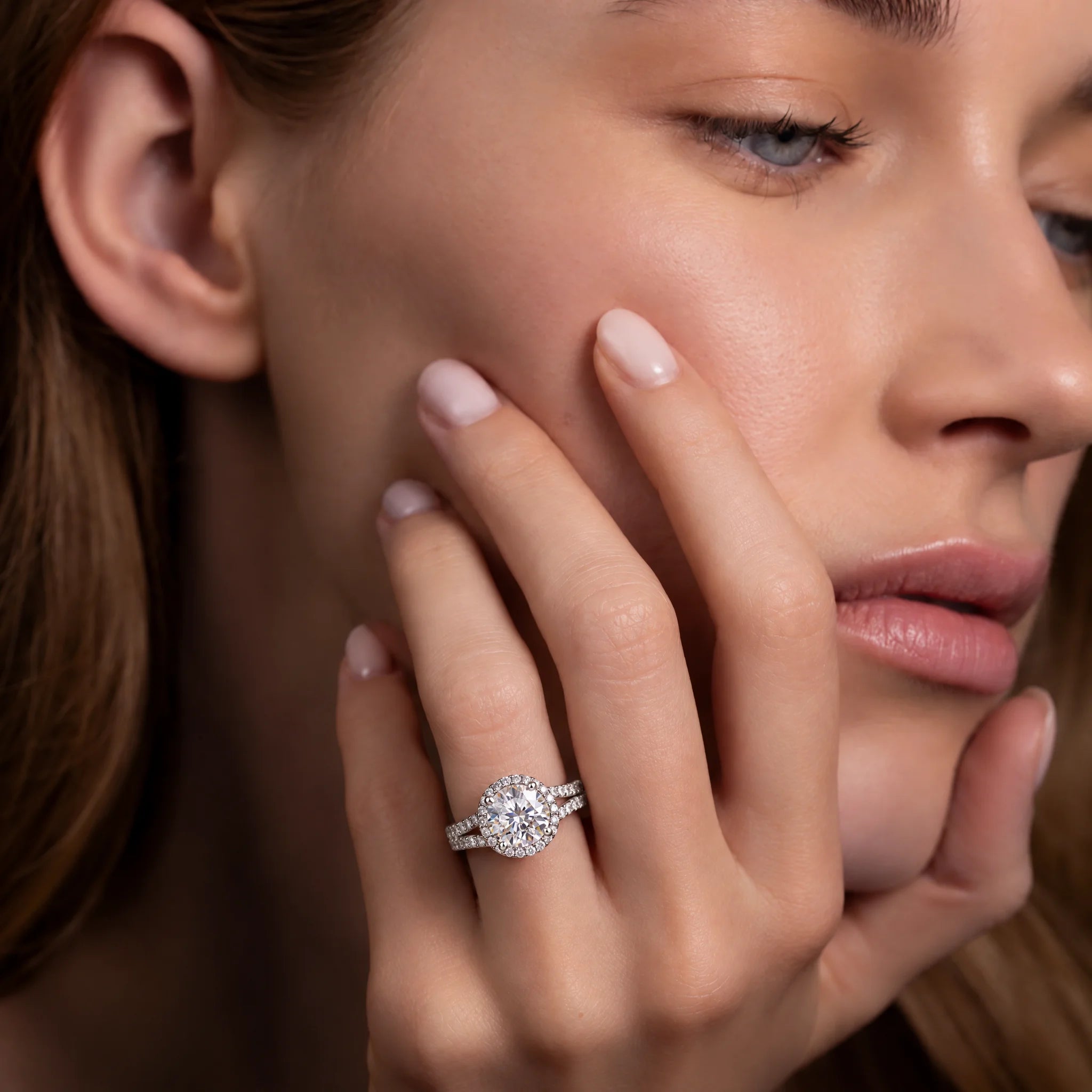 3 CT Round Cut Halo Moissanite Engagement Ring