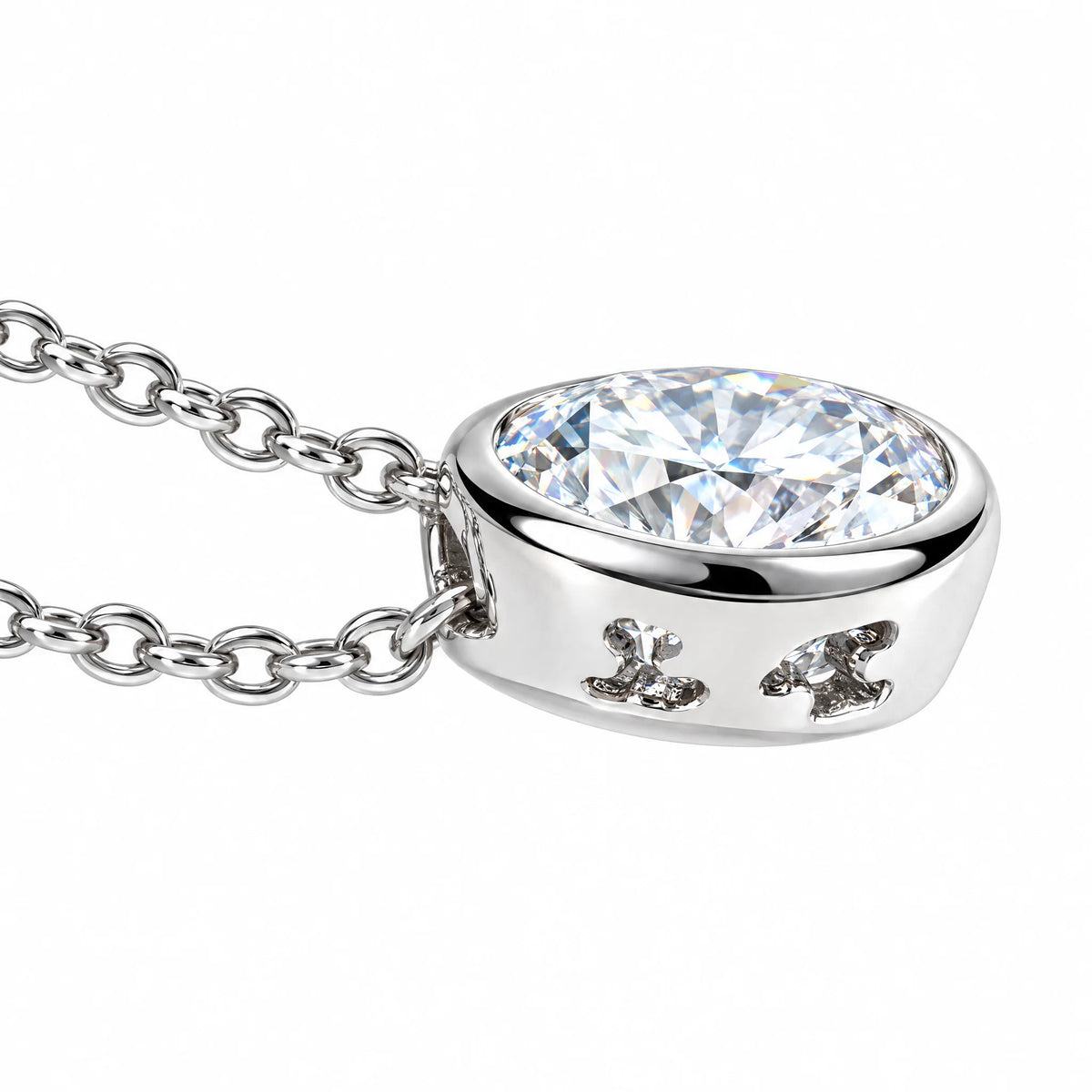 VVS1 D Color Oval Cut Moissanite Bezel Necklace