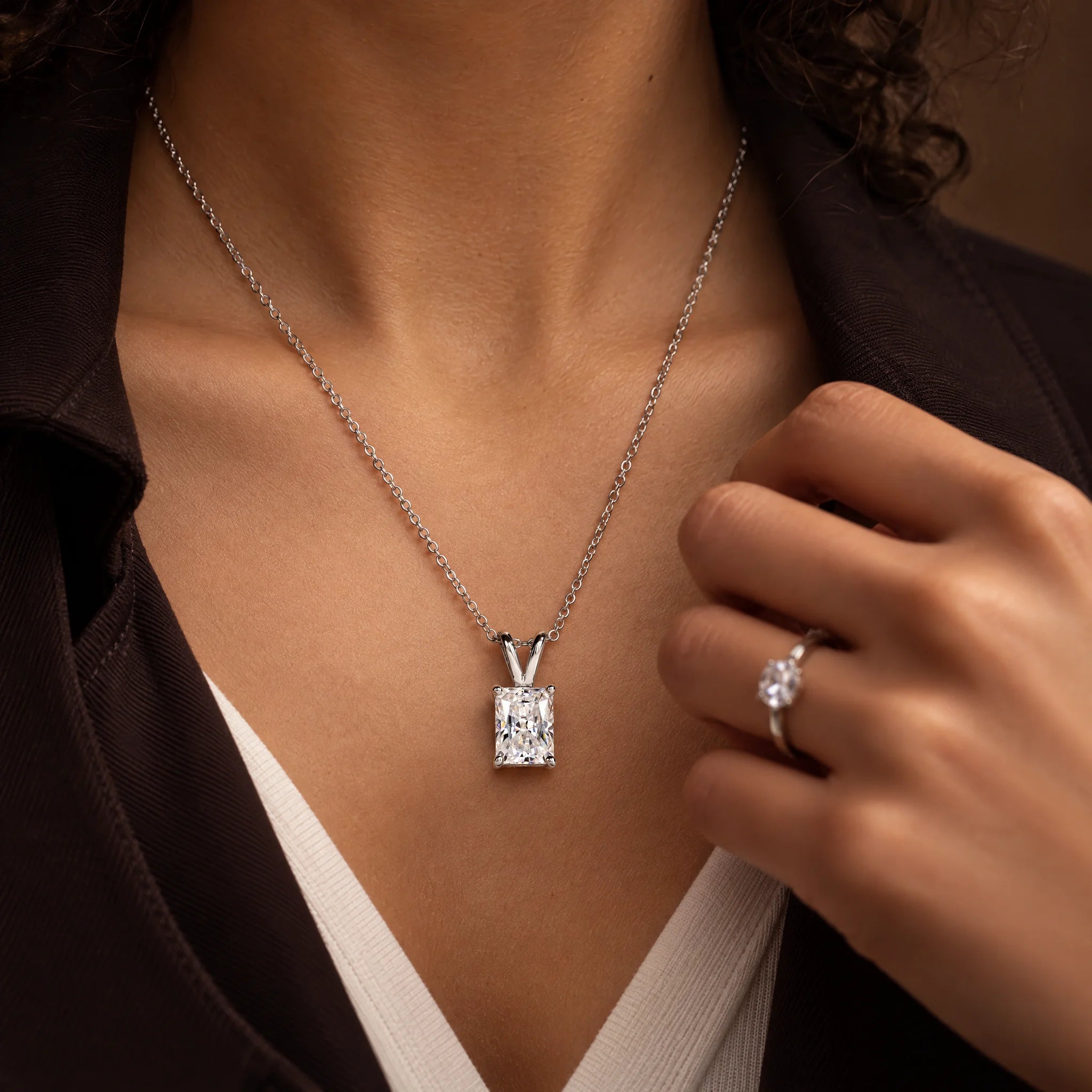 VVS1 D Color Radiant Cut Moissanite Pendant Necklace