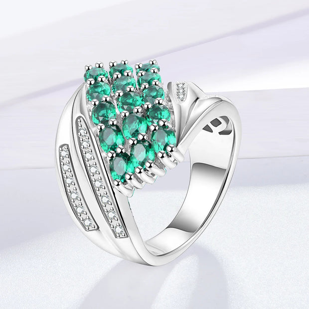 VVS1 Lab Grown Emerald Gemstone Ring.