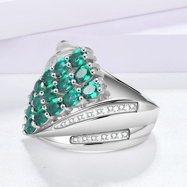 VVS1 Lab Grown Emerald Gemstone Ring.