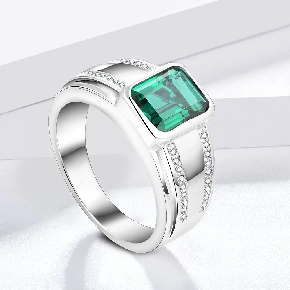 VVS1 Lab Grown Emerald Gemstone Ring | 925 Sterling Silver.