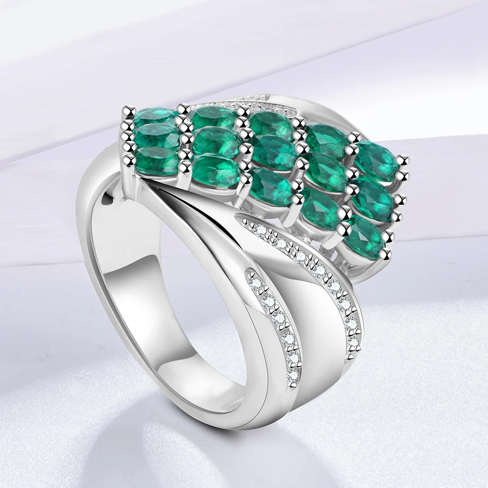 VVS1 Lab Grown Emerald Gemstone Ring.