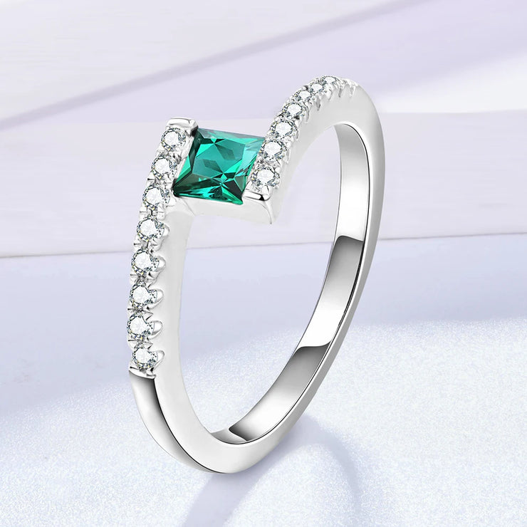 VVS1 D Color 1 Carat Lab Grown Promise Ring.