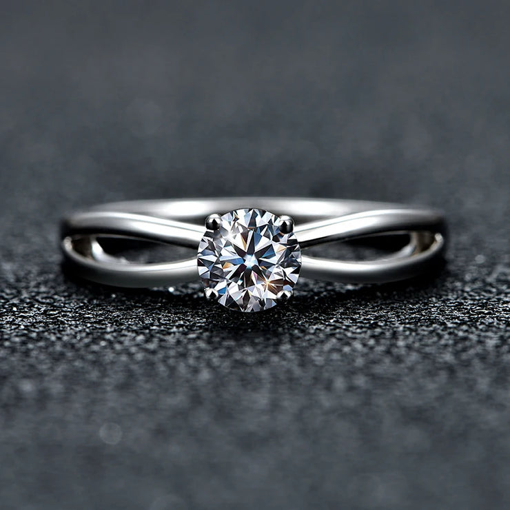 0.5CT Round Cut Moissanite Promise Ring.