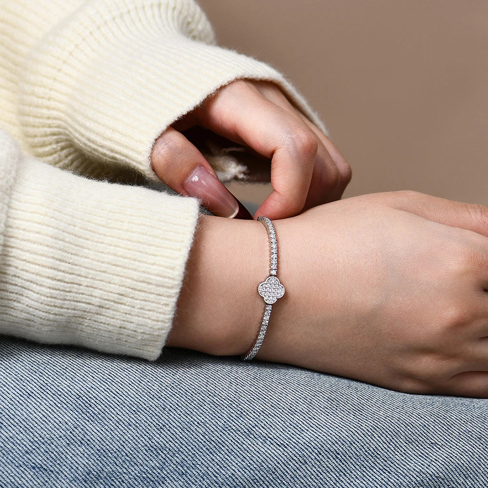VVS1 Oval, Round & Pear Cut Moissanite Bracelet
