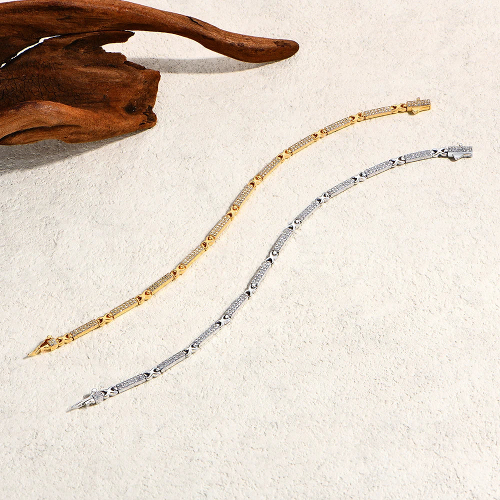 Sparkling 3-Stone Moissanite Bracelet