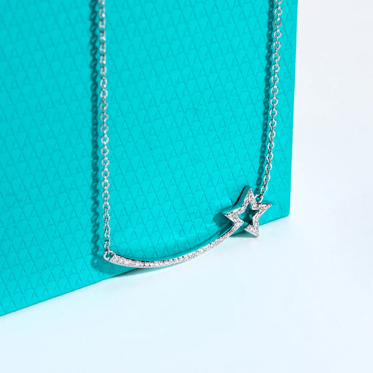 VVS1 D Color Star Pendant Moissanite Necklace