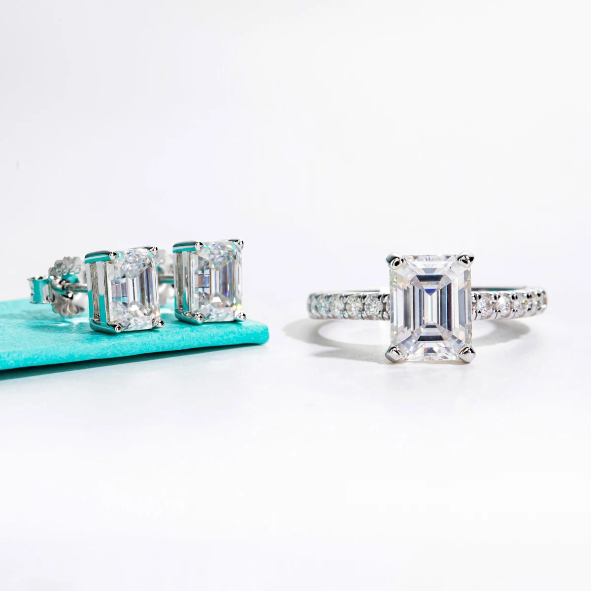 3CT Emerald Cut D Color Moissanite Engagement Ring.