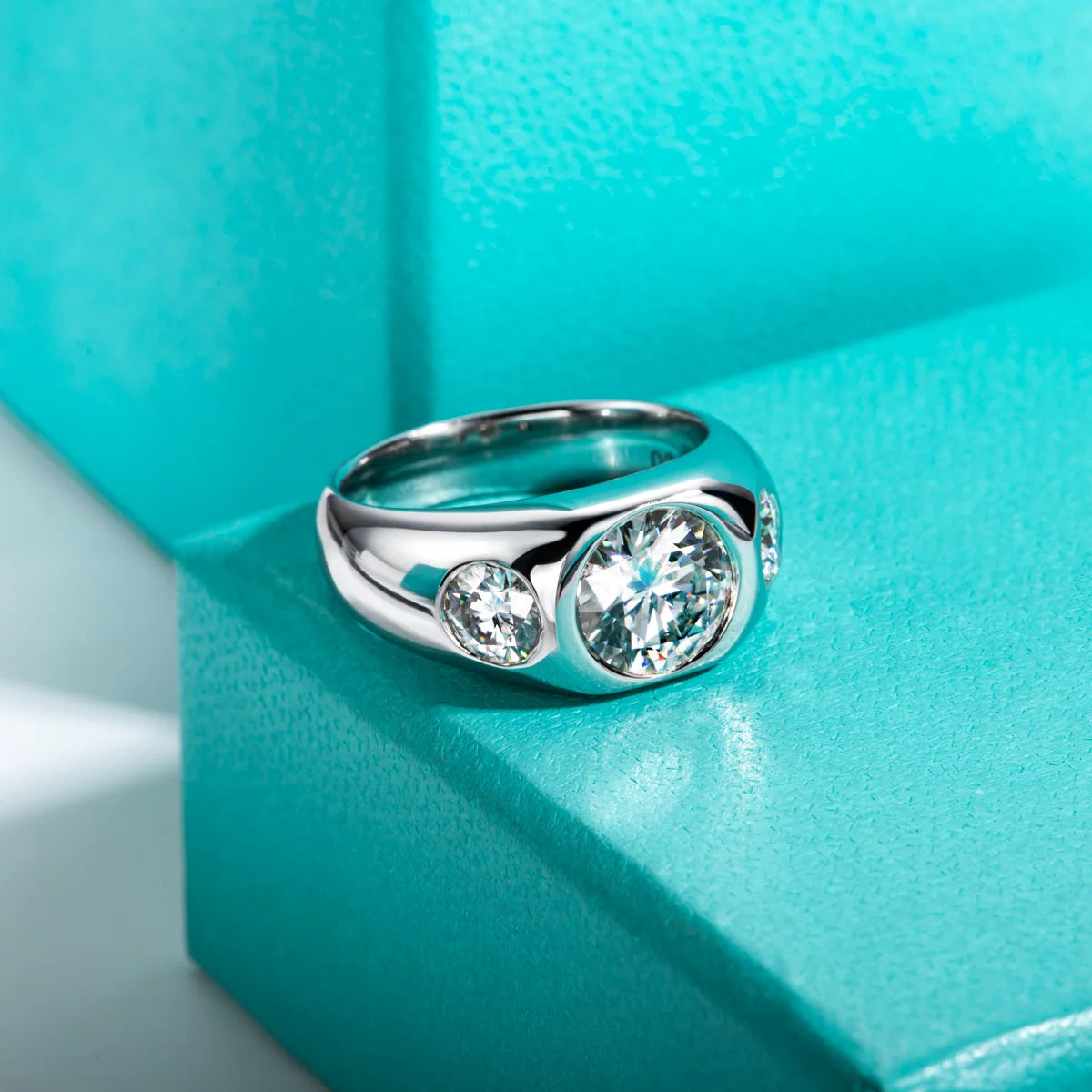 3 CTTW D Color Men's Moissanite Ring
