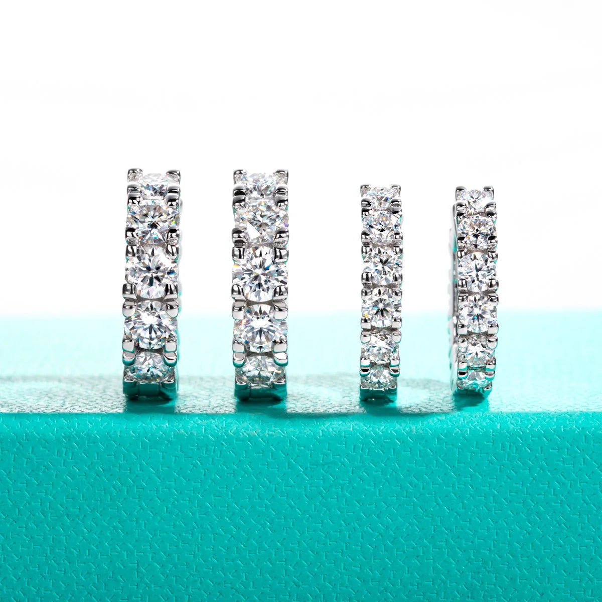 2.6 CTTW / 6 CTTW Moissanite Hoop Earrings