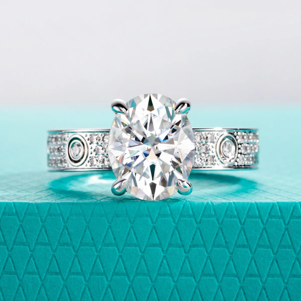 3 CT Oval Cut Moissanite Engagement Ring