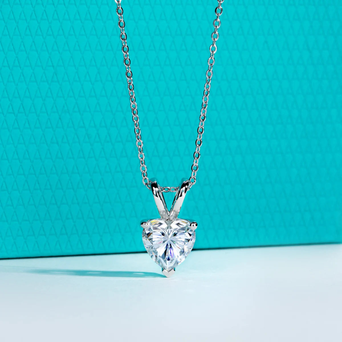 VVS1 D Color Heart Cut Moissanite Pendant Necklace