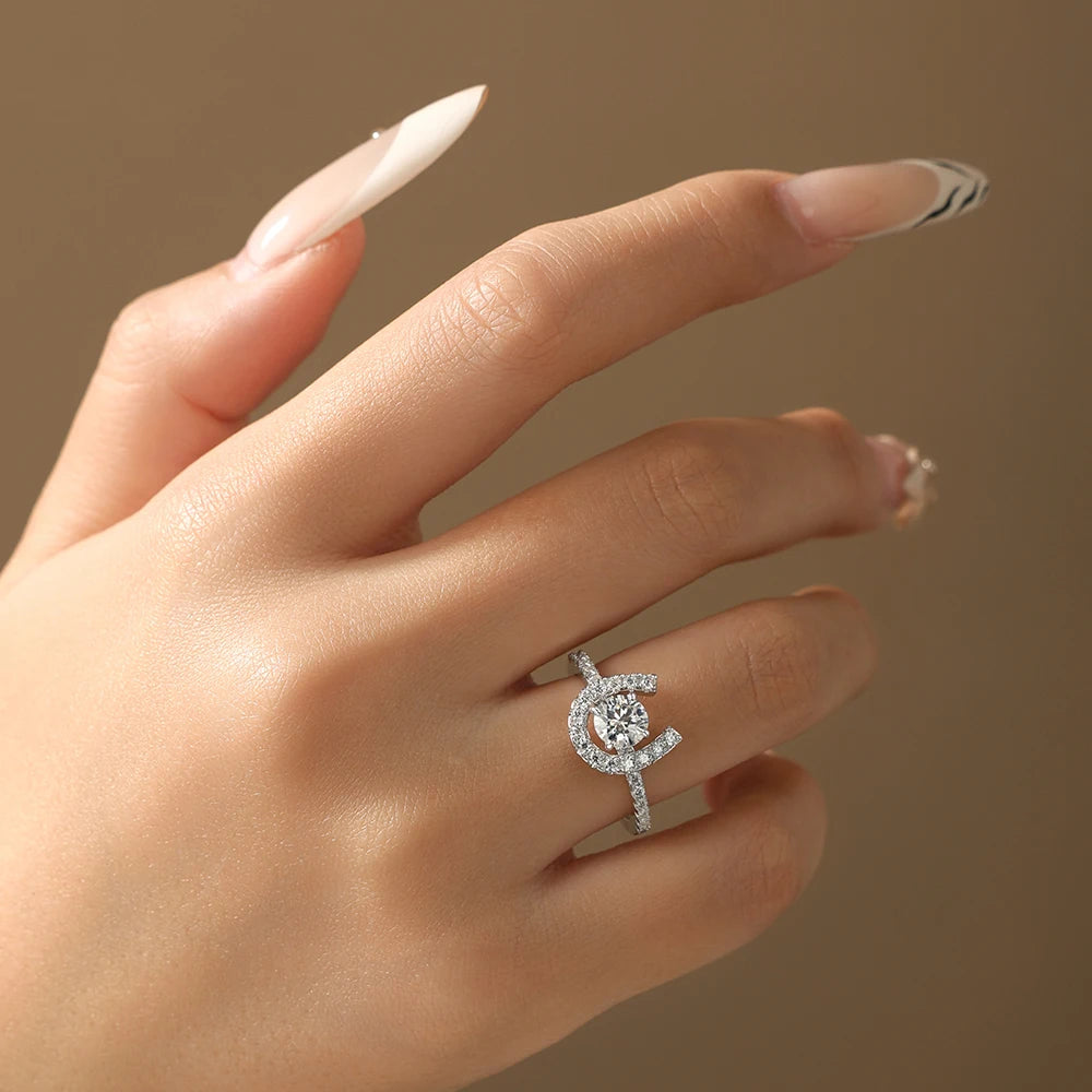 1.5 CTTW Round Cut Moissanite Ring
