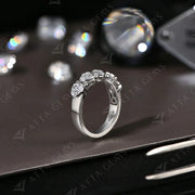 4*4mm 5 Stone Heart Cut Moissanite Engagement Ring.