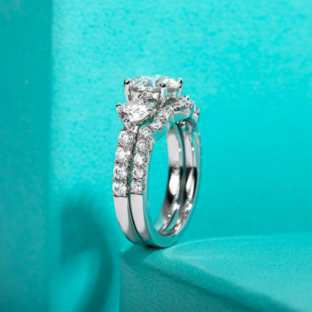 GK Moissanites 3.7cttw D Color Moissanite Bridal Set