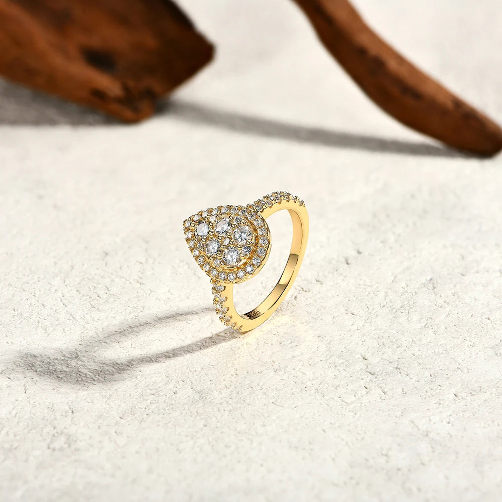 Vintage Round & Pear-Shaped Moissanite Bridal Ring
