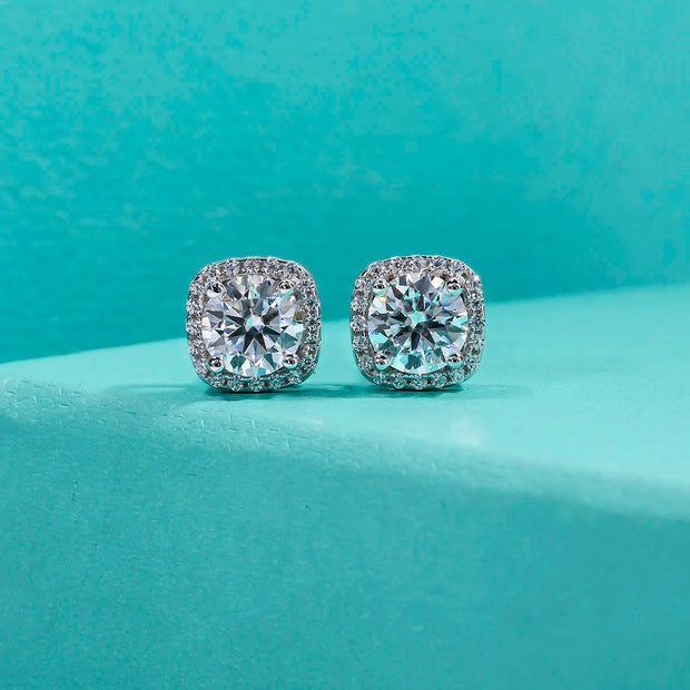 5mm 1cttw D Color Moissanite Stud Earrings.