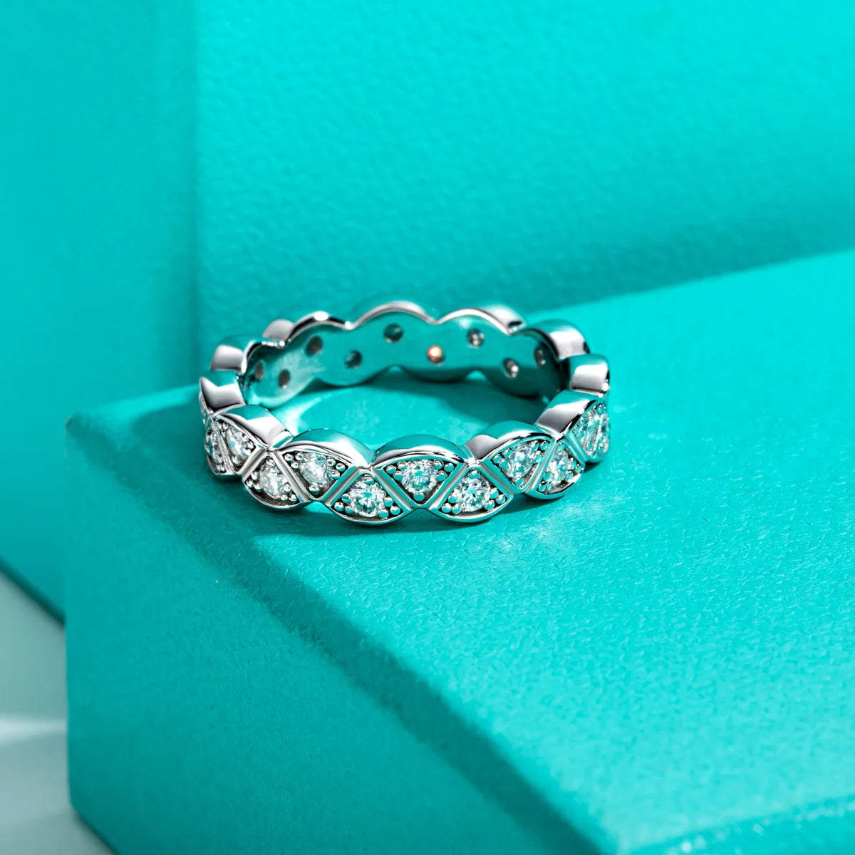 2 MM Leaf Eternity Moissanite Band Ring