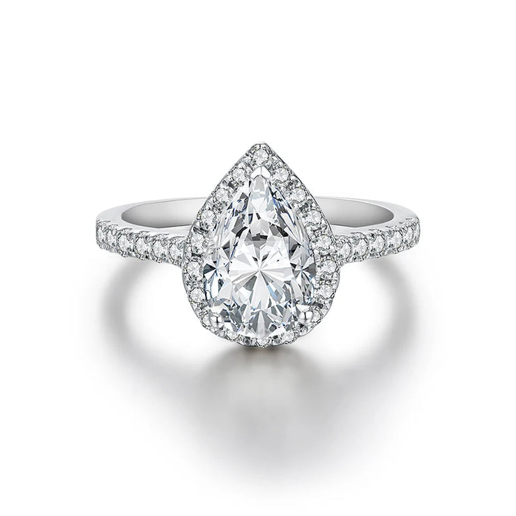 Pear Cut 2.0 CT Moissanite Engagement Ring.