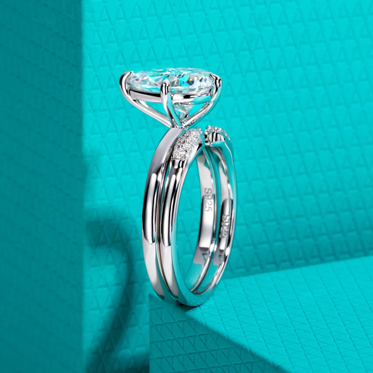 3 CT Pear Cut Moissanite Bridal Ring Set