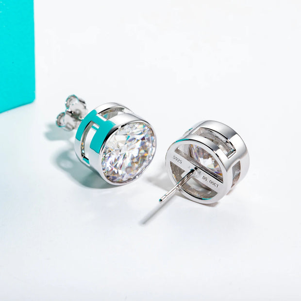 1CT/2CT VVS1 D Color Moissanite Stud Earrings | Round Cut.