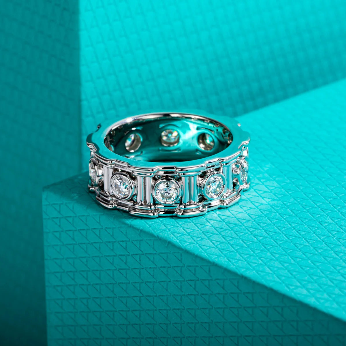 VVS1 D Color Moissanite Roman Column Retro Ring