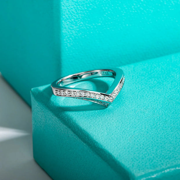 GK Moissanites 2mm D Color Moissanite V Shape Wedding Bands
