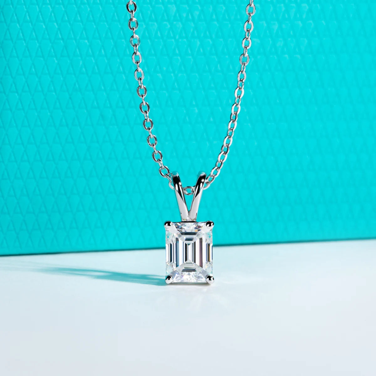 VVS1 D Color Emerald Cut Moissanite Pendant Necklace