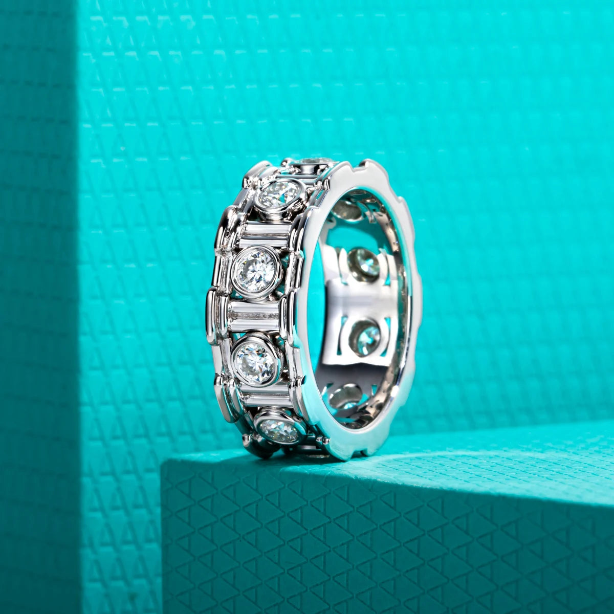 VVS1 D Color Moissanite Roman Column Retro Ring