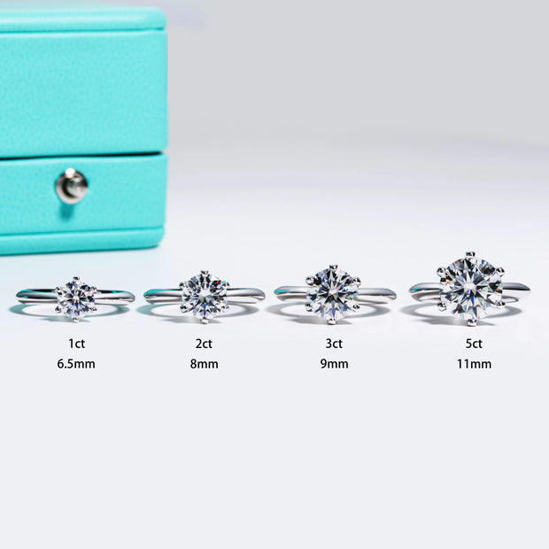 VVS1 Round Cut Solitaire Moissanite Engagement Ring