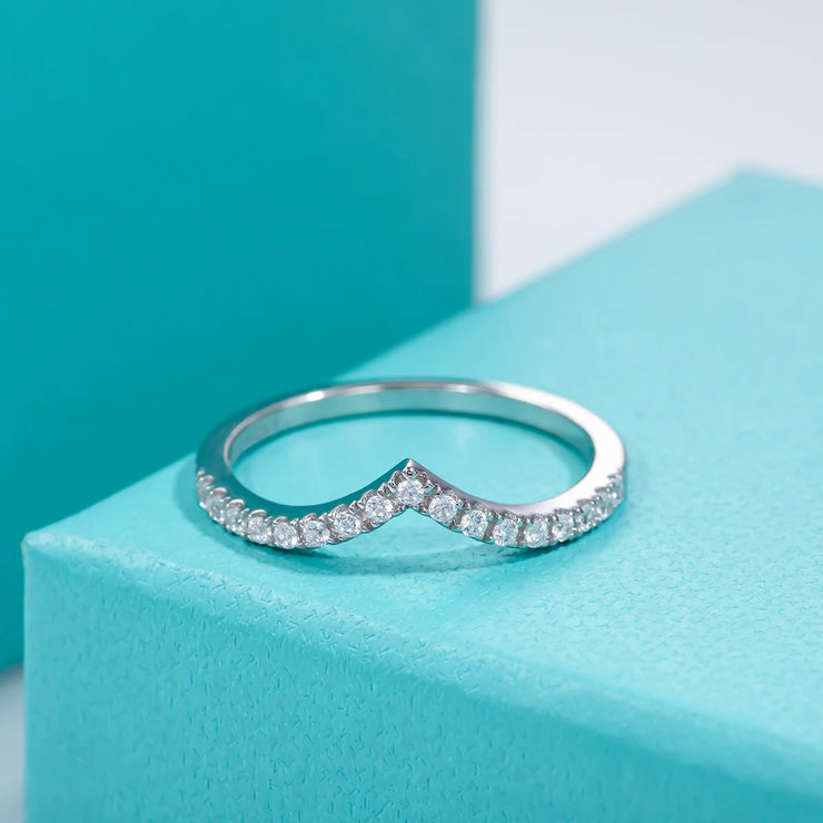 GK Moissanites D Color Moissanite Diamond V Row Ring