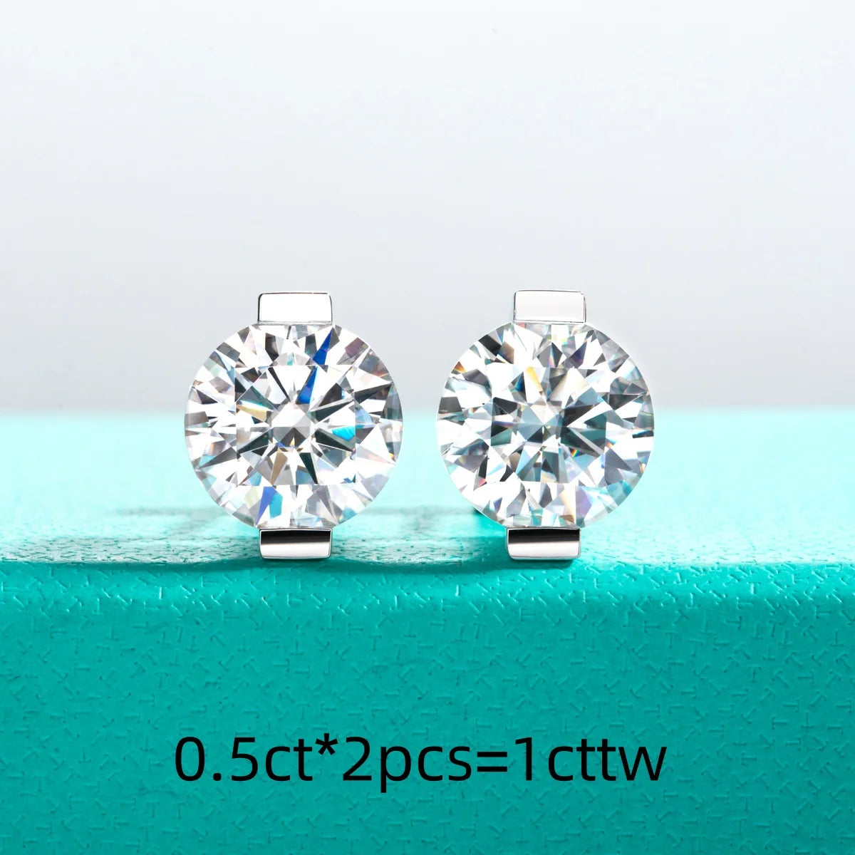 1CTTW - 6CTTW Round Cut Moissanites Stud Earrings