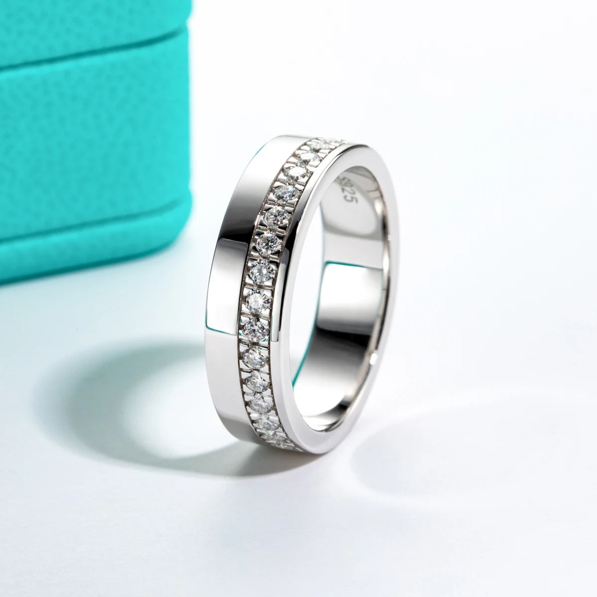 VVS1 D Color Men's Moissanite Ring