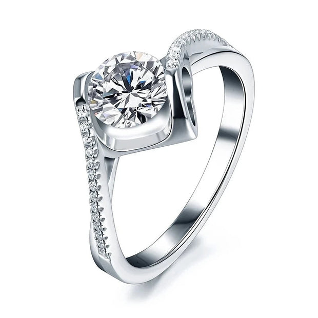 VVS 1 Round Cut 1 CT Moissanite Promise Ring.