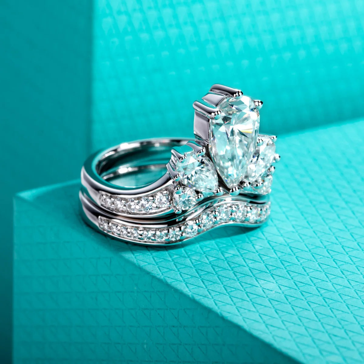 3.78 CTTW Pear Cut Moissanite Bridal Ring Set