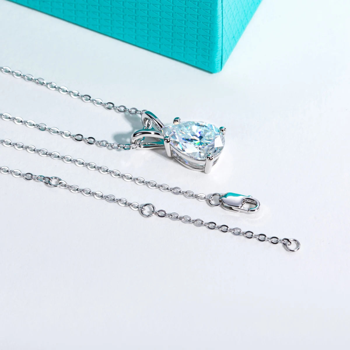 VVS1 D Color Pear Cut Moissanite Pendant Necklace