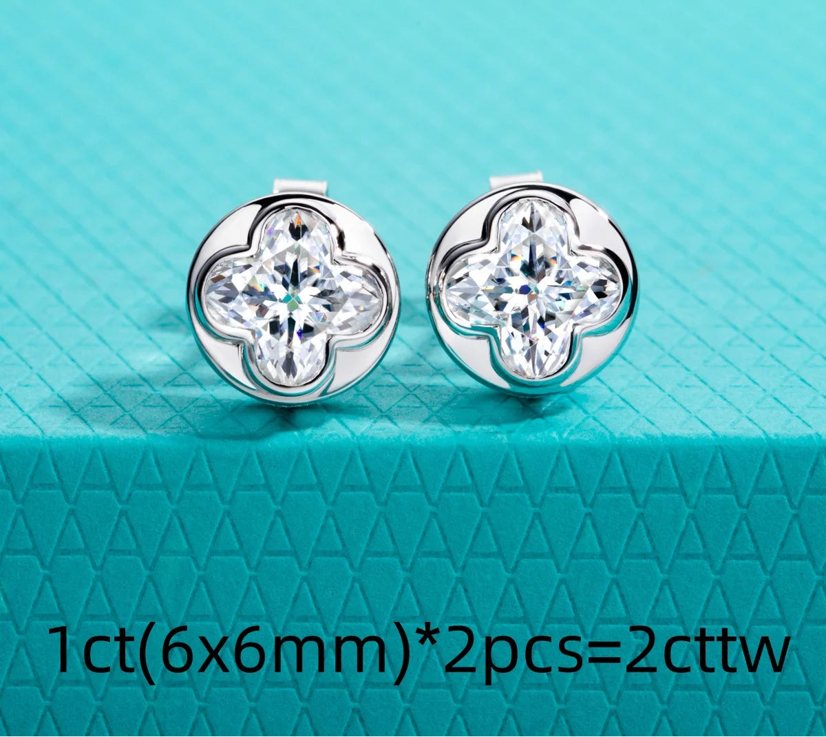 2 CTTW Four-Leaf Clover Moissanite Stud Earrings