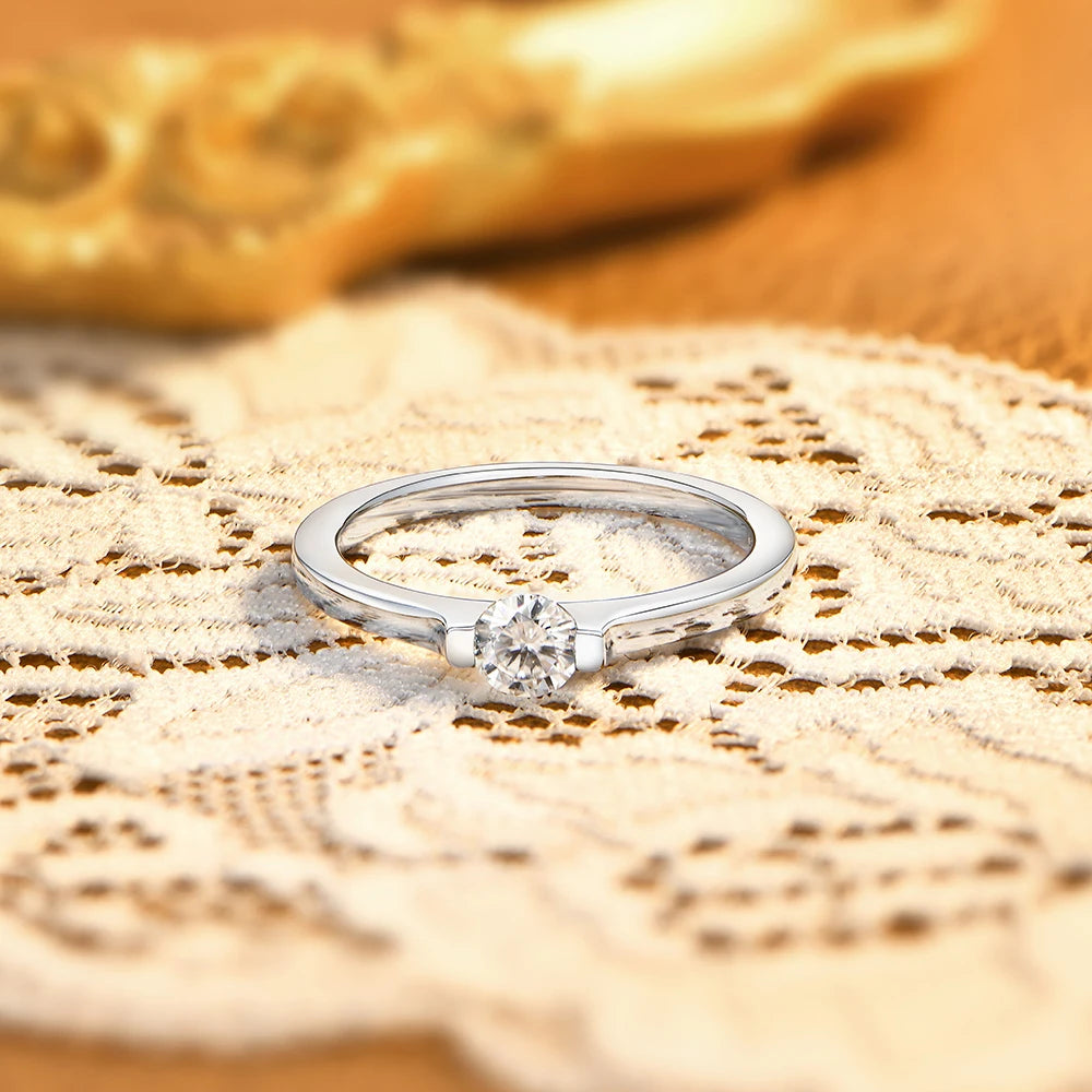 Round Cut Moissanite Classic Solitaire Ring