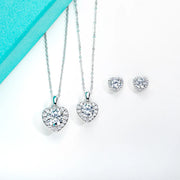 1ct D Color Heart Moissanite Pendant Necklace.