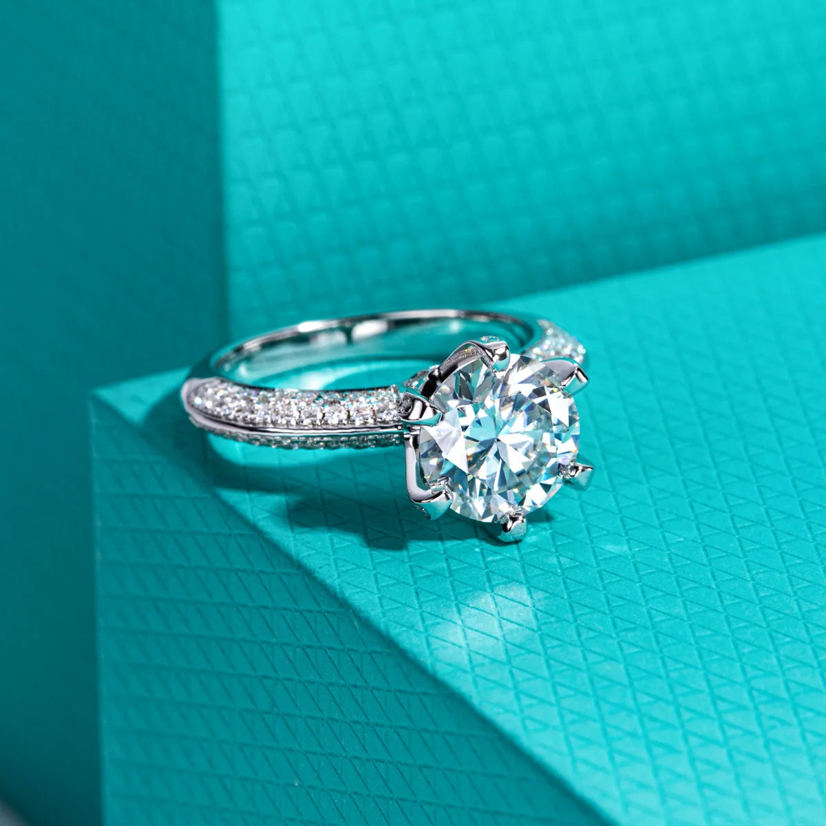 3 CT Round Cut Moissanite Engagement Ring