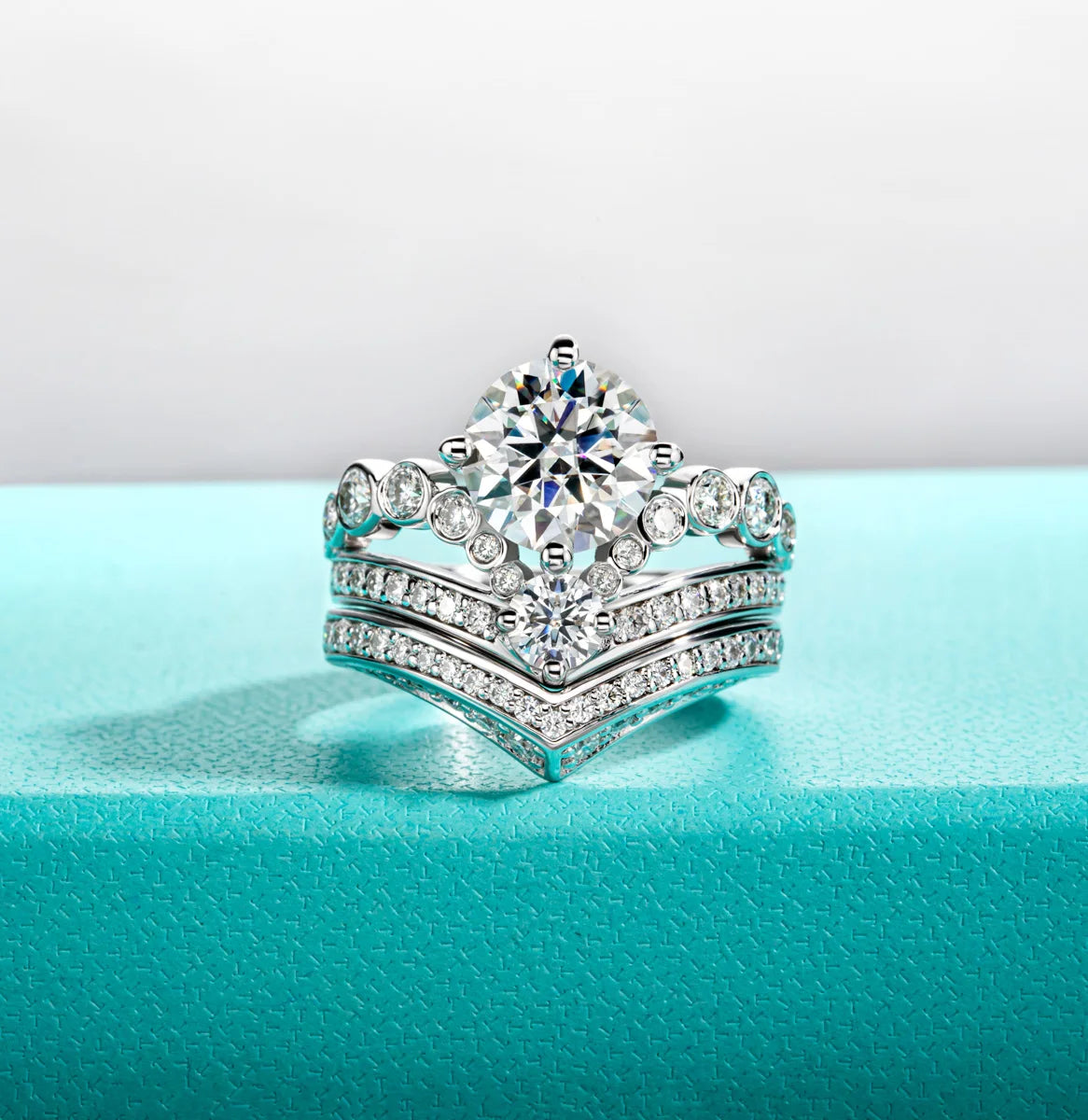 3CT Round Cut Crown Moissanite Engagement Ring Set