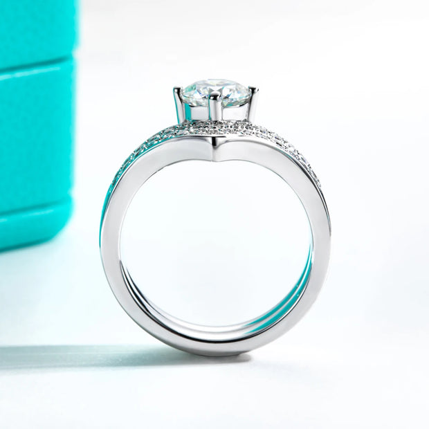 1 CT Round Cut Moissanite Engagement Ring Set