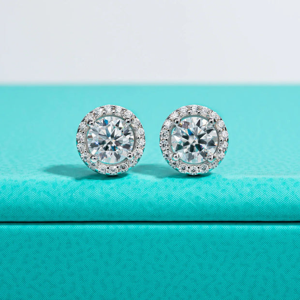 1cttw D Color Round Cut Moissanite Diamond Stud Earrings.